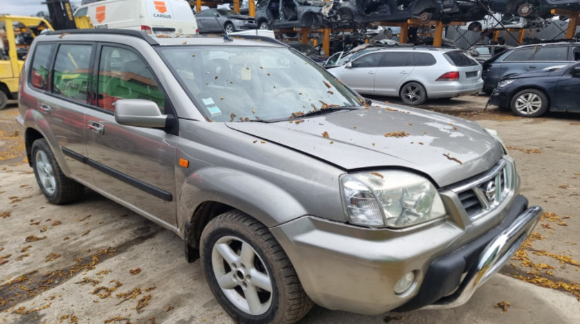 Claxon Nissan X-Trail 2003 SUV 2.2