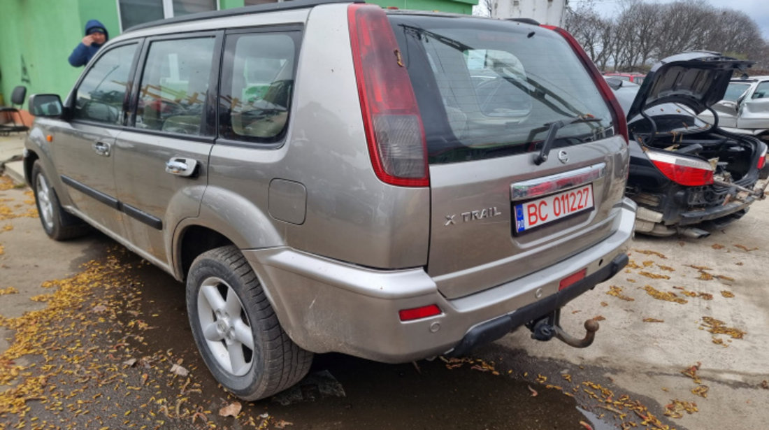 Claxon Nissan X-Trail 2003 SUV 2.2