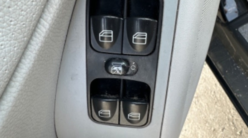 Comenzi geamuri electrice , butoane geamuri Mercedes c class w203