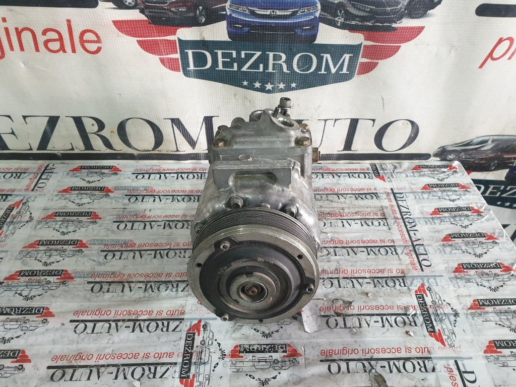 Compresor AC Audi A3 8P 1.6 TDI cod piesa : 1K0820803Q