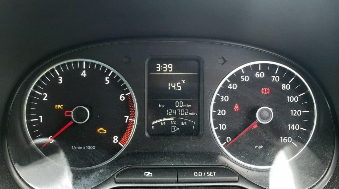 Compresor AC clima Volkswagen Polo 6R 2011 Hatchback 1.2 i #63994909