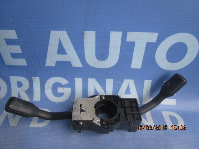 Comutator semnal-stergatoare Audi A4 ; 4D0953513D