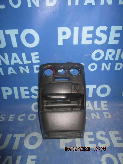 Consola bord Fiat Punto 2000;  225385