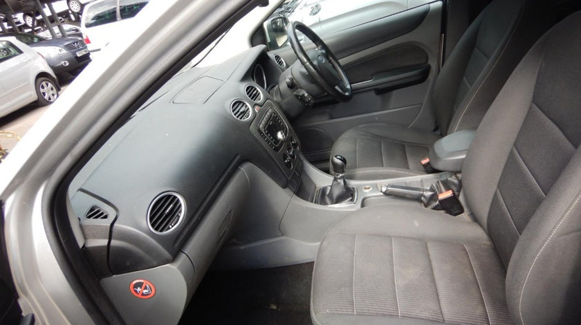 Consola centrala Ford Focus 2 2008 Hatchback 2.0i