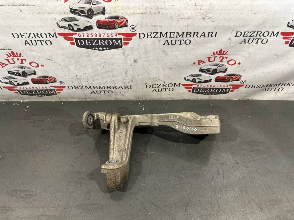 Consola dreapta 1k0199296J Audi A3 Hatchback (8P1) 2.0 TDI quattro 170 cai CFGB