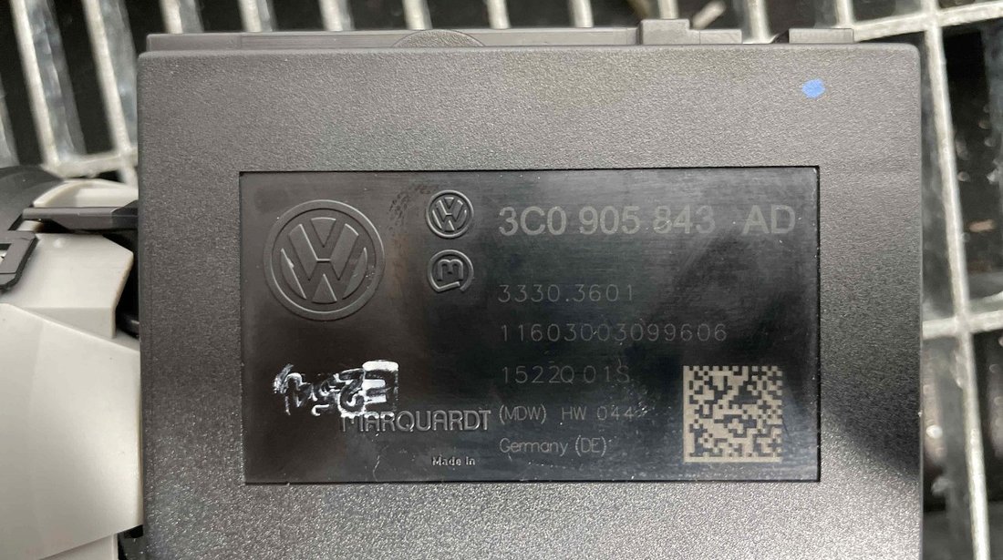 CONTACT PORNIRE VW PASSAT PASSAT - (2010 2014)