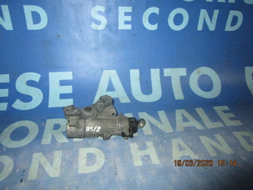 Contact VW Passat B5 ; 4B0905851