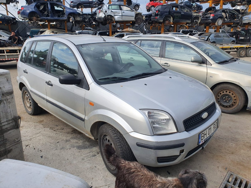 Cotiera Ford Fusion 2003 hatchback 1.4 tdci