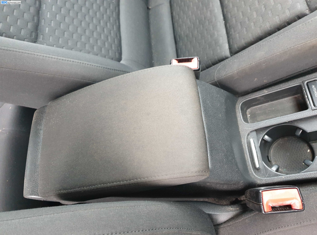 Cotiera Textil cu Consola Volkswagen Tiguan 2007 - 2015 [K1016]