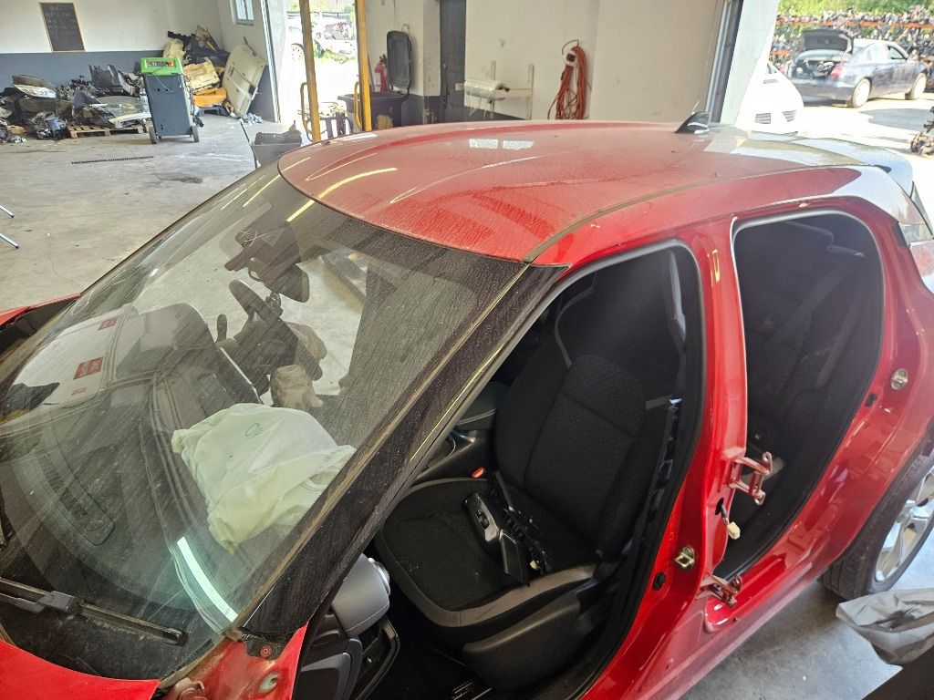 Cupola Nissan Juke 2022