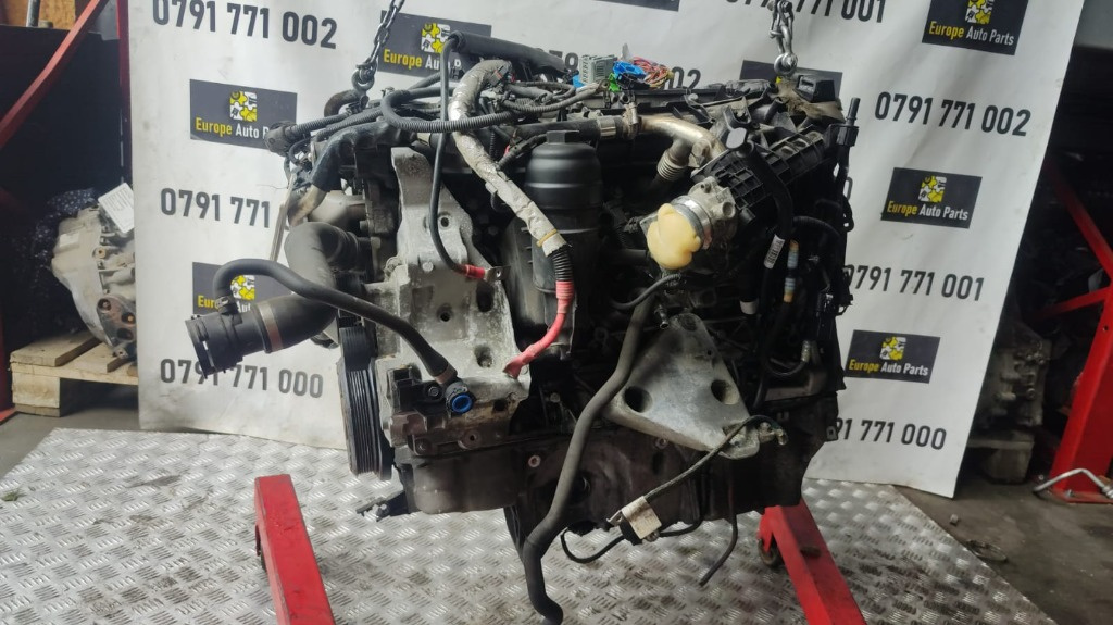 Cutie transfer BMW seria 3 E92 E93 3.0 D cod motor N57D30A transmisie automata an 2012 cod 7599690