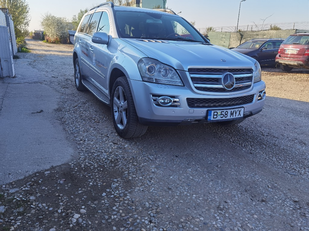 CUTIE VITEZE MERCEDES GL 4.7 BENZINA X164 TIP 722904