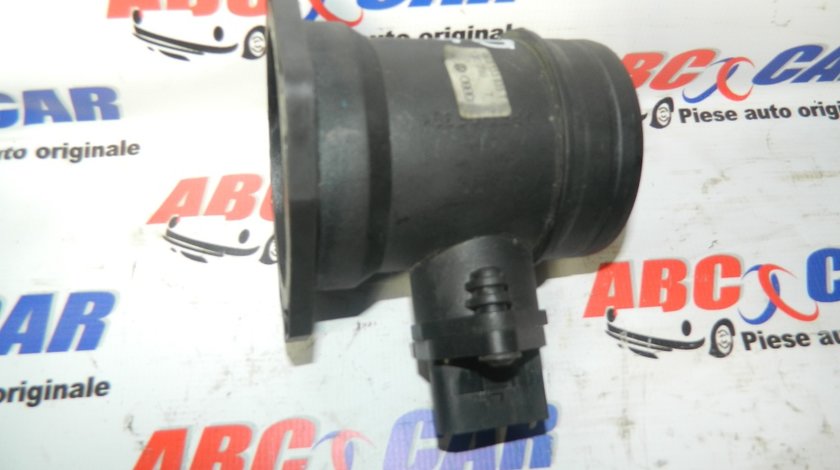 Debitmetru aer Audi A4 1.6 benzina Cod: 06B133471 model 2001