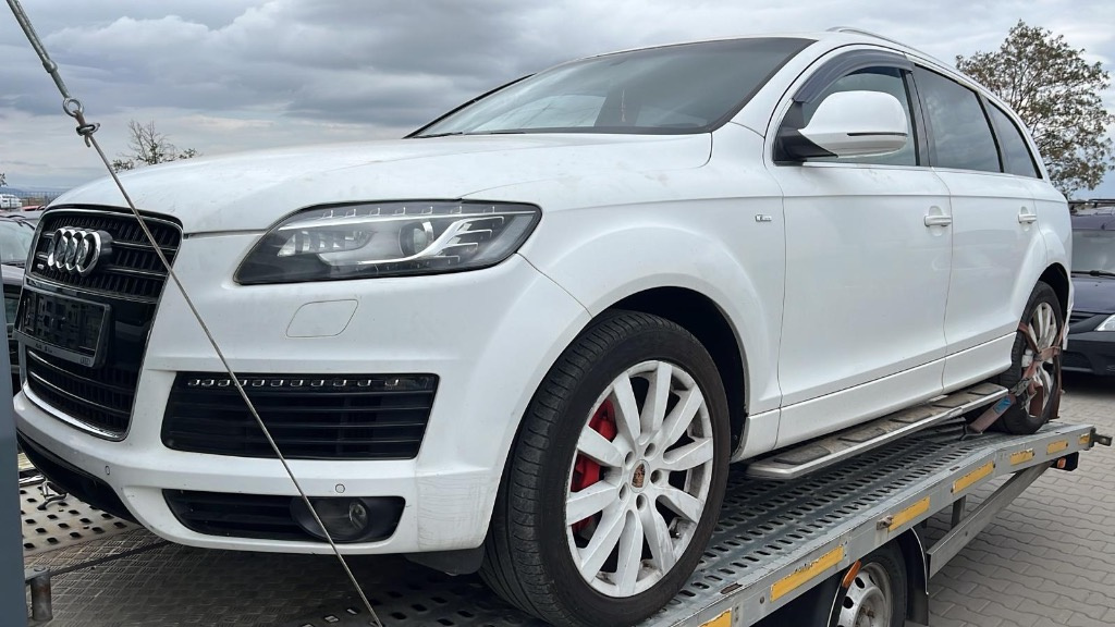 Dezmembram Audi Q7 3.0TDI din 2010