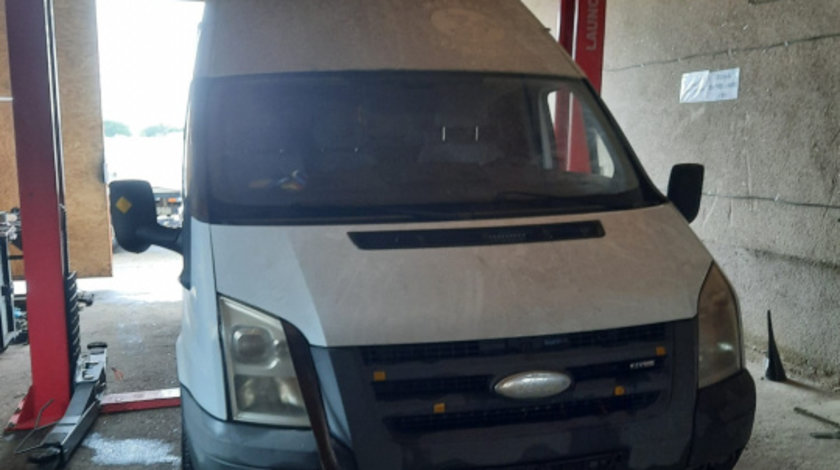 Dezmembram Ford Transit 3 [Facelift] [2006 - 2014] Minivan 2.4L TDCi MT (116 hp)