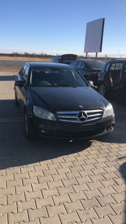 Dezmembram Mercedes-Benz C Class 2.2 CDI an fabr. 2010 E5