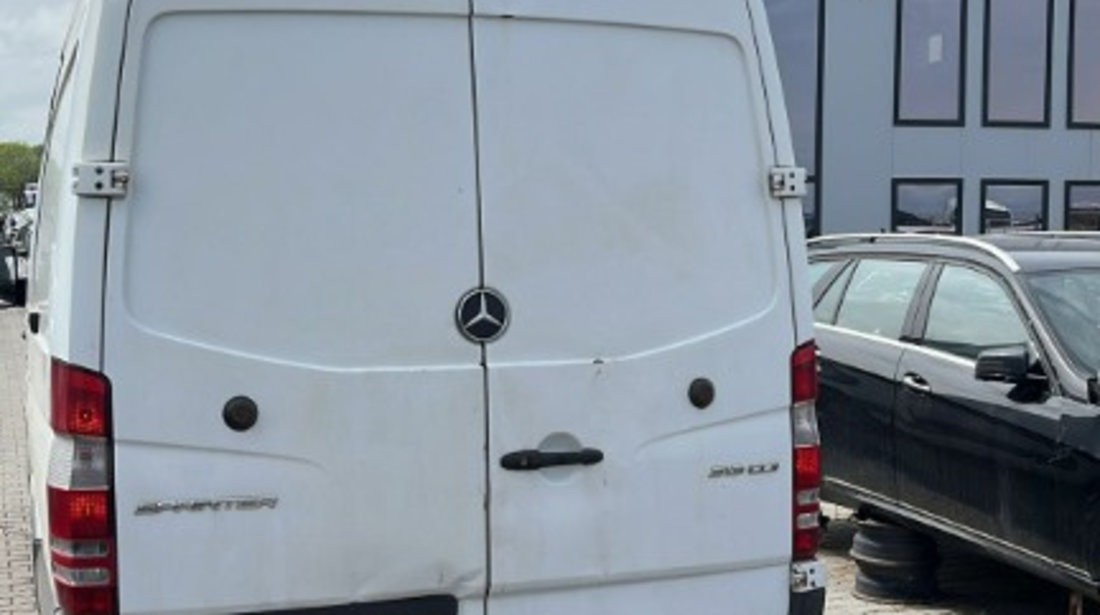 Dezmembram Mercedes-Benz Sprinter 2.2 CDI an fabr. 2014