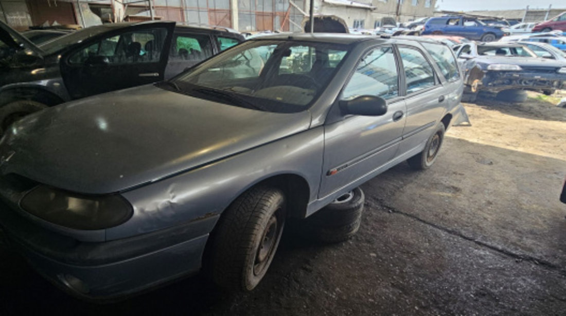 Dezmembram Renault Laguna [facelift] [1998 - 2001] Grandtour wagon 1.6 MT (110 hp)