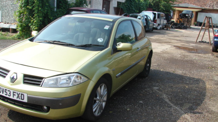 Dezmembram Renault Megane 2 [2002 - 2006] Hatchback 3-usi 1.9 dCi MT (120 hp) II (BM0/1_ CM0/1_)