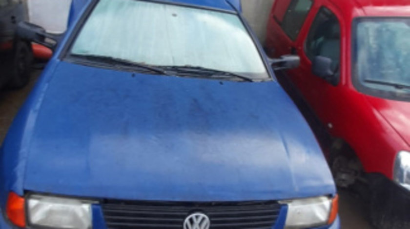 Dezmembram Volkswagen VW Caddy 2 [1995 - 2004] Pickup 1.9 TD MT (90 hp)