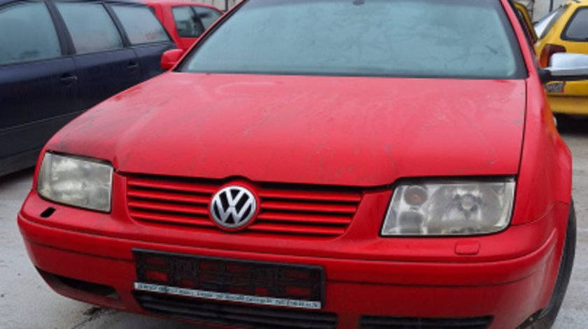 Dezmembram Volkswagen VW Golf 4 [1997 - 2006] wagon 1.9 TDI MT (101 hp)