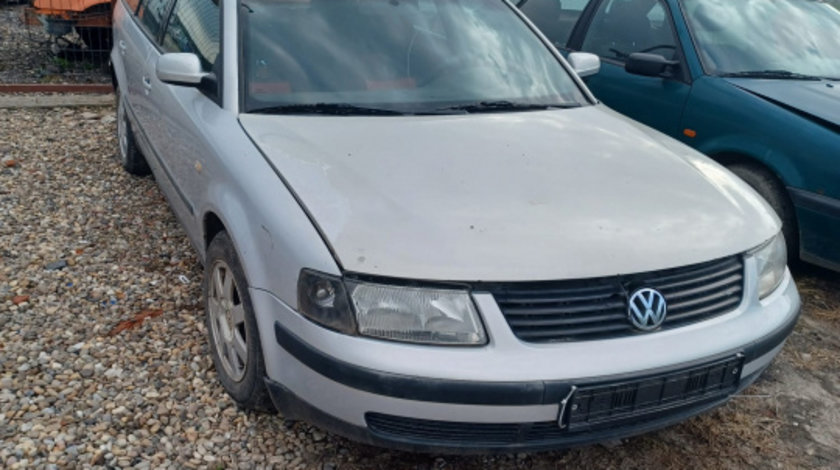 Dezmembram Volkswagen VW Passat B5 [1996 - 2000] wagon 1.9 TDI MT (110 hp)