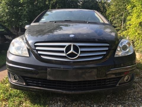 Dezmembrari Mercedes B200 CDI w245 2005