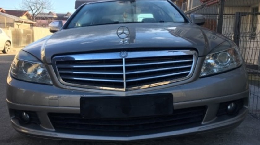 Dezmembrari Mercedes C class 2.2 CDI w204 2010