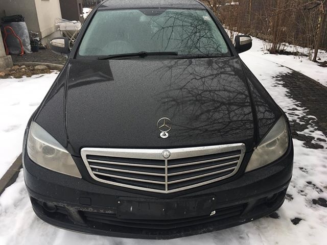 Dezmembrari Mercedes C class C220 Diesel w204 2007