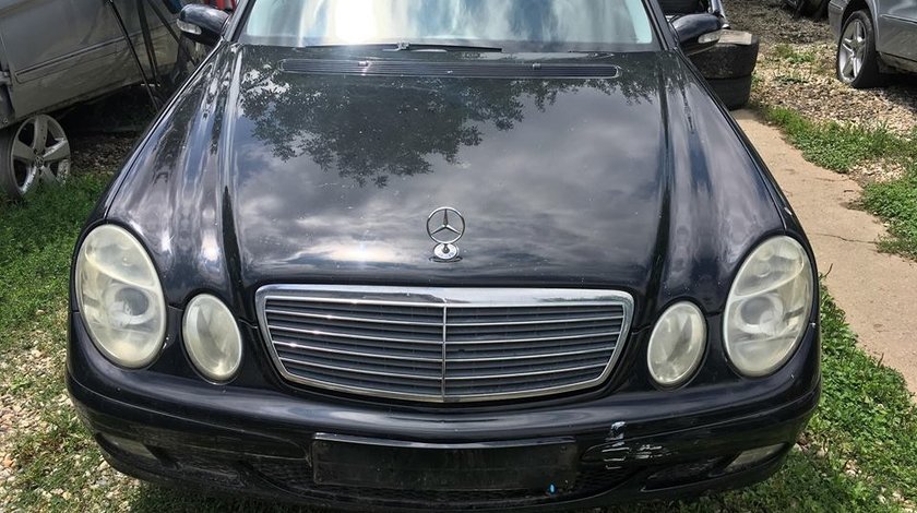 Dezmembrari Mercedes E class 2.2 CDI w211 2005