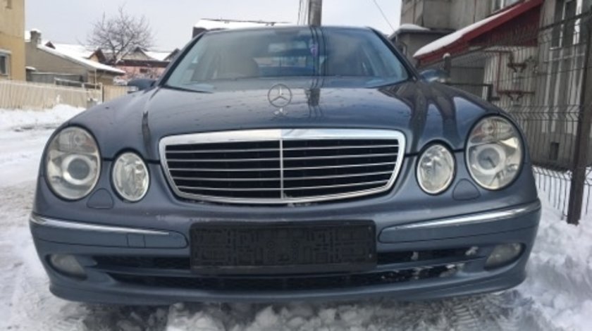 Dezmembrari Mercedes E220 w211 2003