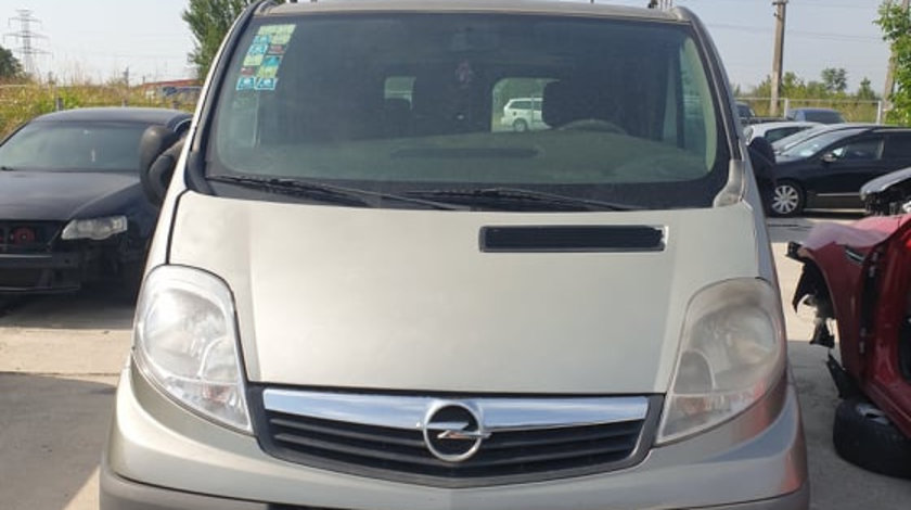 Dezmembrari Opel Vivaro Van 2.5 CDTi 109 kw (146 cai) euro 4 motor G9U an 2008