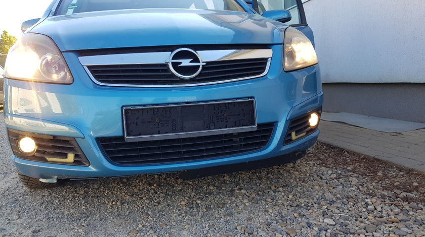 Dezmembrari Opel Zafira B 2.2 benzina 110 kw 150 cp albastru Z20N