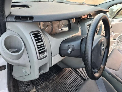 Dezmembrez 2.0 cdti dci M9R 780 Opel Vivaro 2006-2014