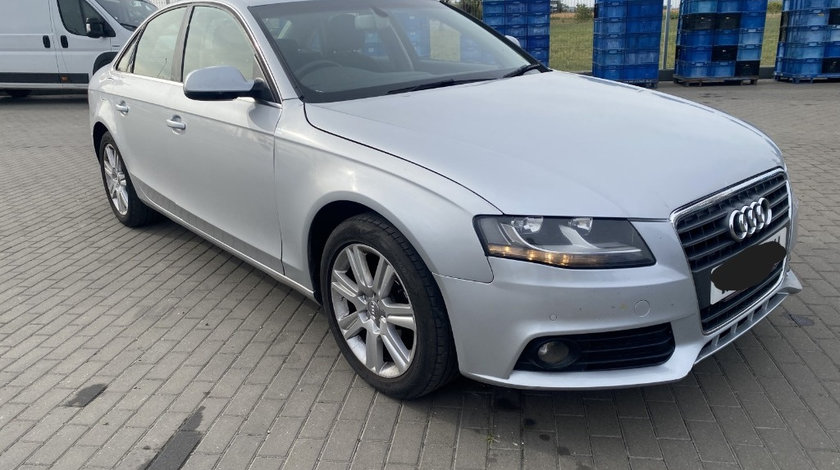 Dezmembrez Audi A4 8K2 B8 2.0 TDI 2011