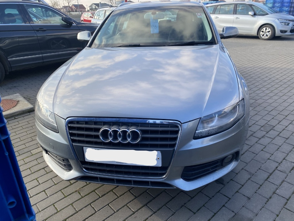 Dezmembrez Audi A4 Avant (8K5, B8) 2.0 TDI 2009, CAGA