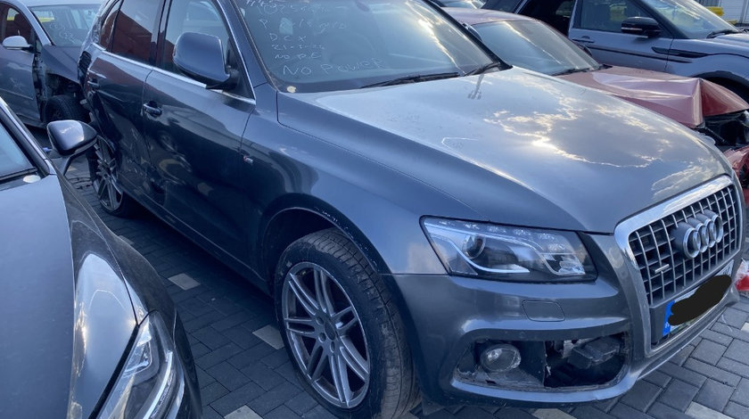 Dezmembrez Audi Q5 8R 2.0 TDI 2009