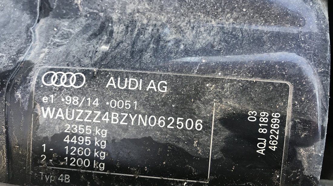 Dezmembrez Audi S6 4,2 quattro 2001 AQJ