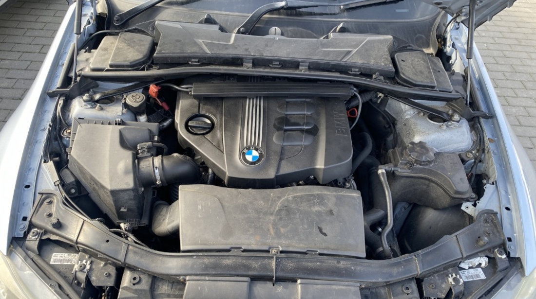 Dezmembrez Bmw 3 (E90) facelift 2.0 diesel 2011, N47D20C