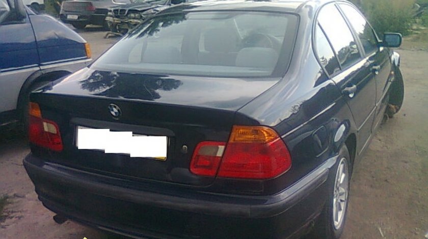 Dezmembrez BMW 318i E46