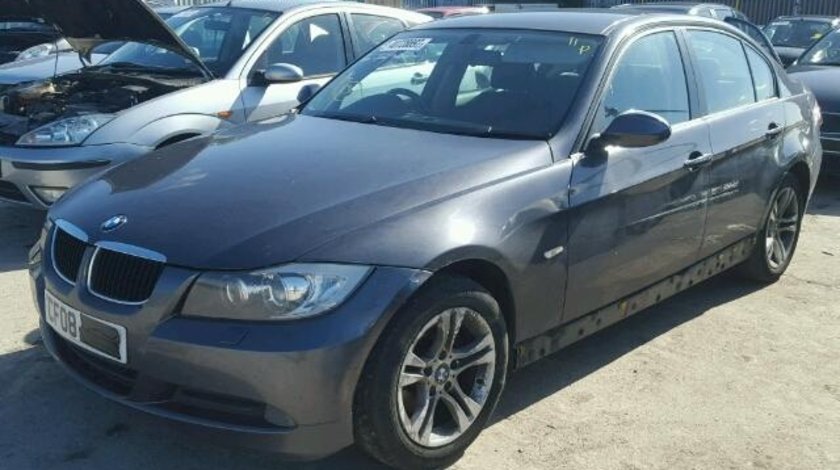 Dezmembrez BMW 320i E90