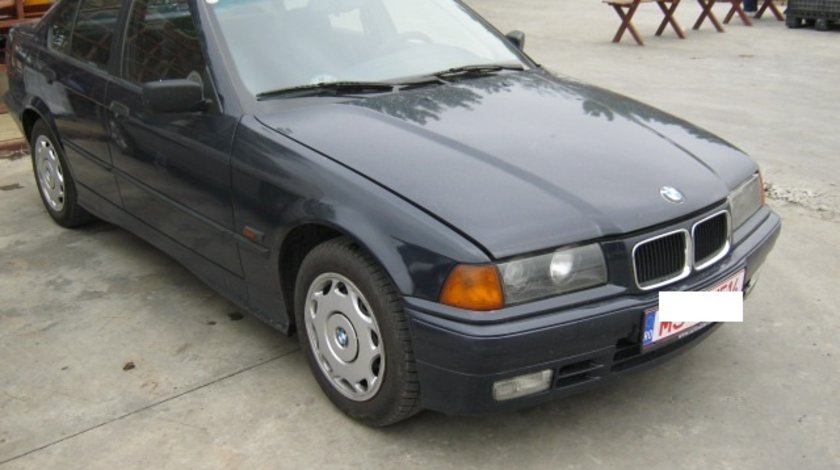 Dezmembrez BMW E36 318 din 1993, 1.8 b