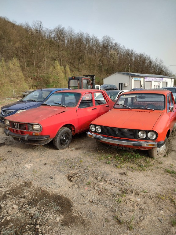 Dezmembrez Dacia Nova 1980 Berlina 1.3