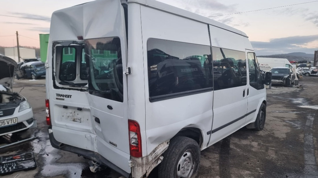 Dezmembrez Ford Transit 6 2008 8 locuri 2.4 tdci