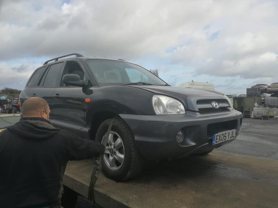 Dezmembrez Hyundai Santa FE 2.0 CRDI ,2005