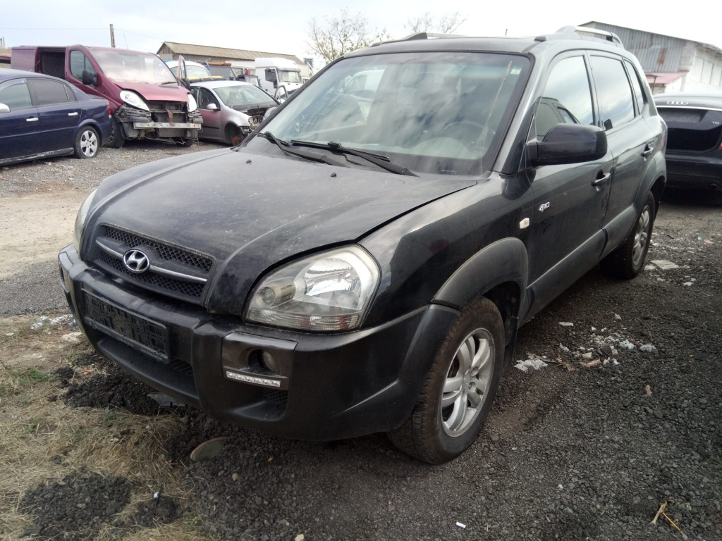 Dezmembrez Hyundai TUCSON (JM) 2004 - 2010 2.0 CRDi Tractiune Integrala D4EA-V ( CP: 140, KW: 103, CCM: 1991 ) Motorina