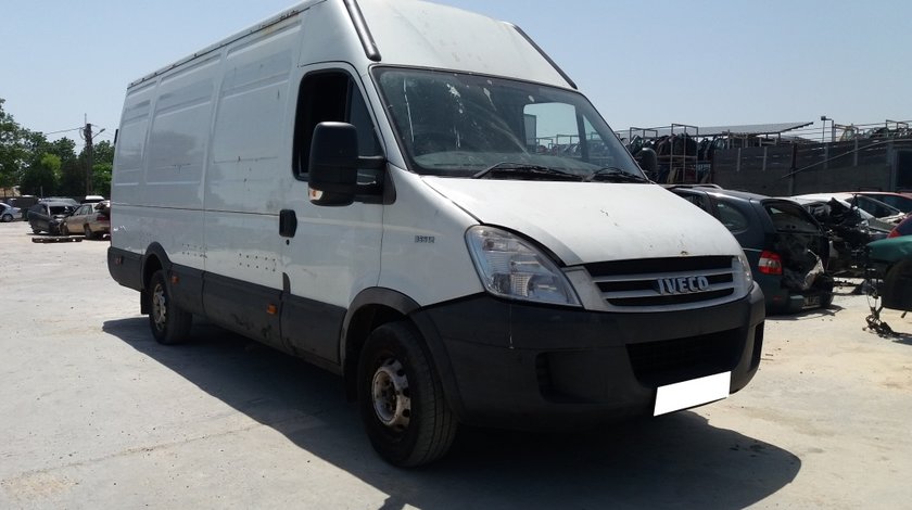 Dezmembrez IVECO DAILY, an fabr. 2007, 2.3D