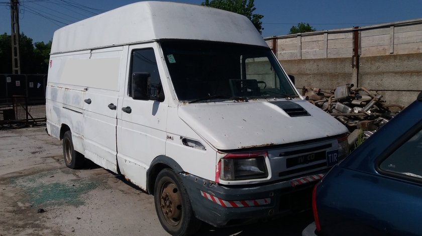 Dezmembrez IVECO TURBO DAILY 35.10, an fabr. 1995, 2.5D, punte dubla