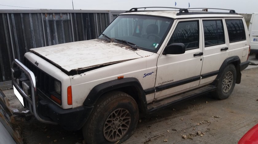 Dezmembrez Jeep Cherokee XJ, an fabr.1998, 2.5TD, 4X4