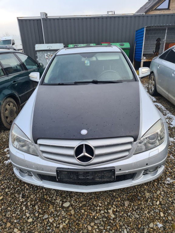 Dezmembrez Mercedes C CLASS W204 2008 2.2